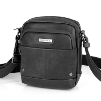 Черна чанта за през рамо от еко кожа Gabol Pocket