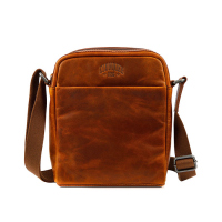 Мъжка чанта за през рамо от естествена кожа в цвят коняк с преден джоб Klondike Digger Jack